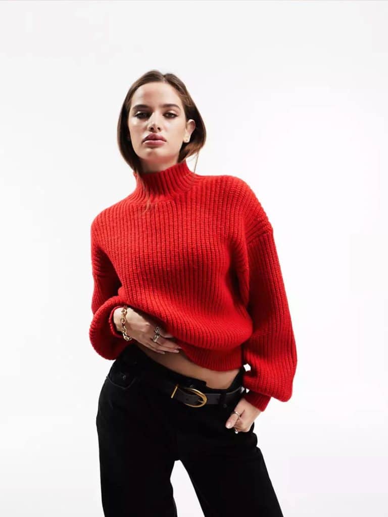 red turtleneck
red fashion trends fall