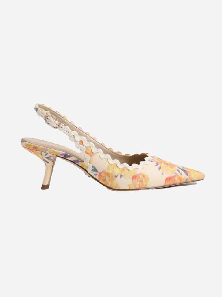 carrie bradshaw shoes
summer it girl shoes